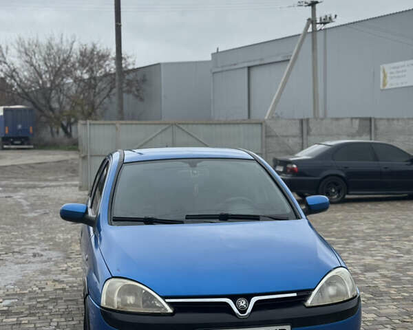 Синий Опель Корса, объемом двигателя 1.2 л и пробегом 200 тыс. км за 2200 $, фото 1 на Automoto.ua