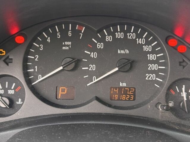 Синий Опель Корса, объемом двигателя 1.4 л и пробегом 191 тыс. км за 4500 $, фото 6 на Automoto.ua