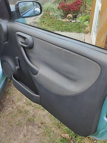 Синій Опель Корса, об'ємом двигуна 0.97 л та пробігом 180 тис. км за 3100 $, фото 14 на Automoto.ua