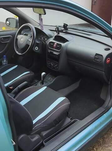 Синій Опель Корса, об'ємом двигуна 0.97 л та пробігом 180 тис. км за 3100 $, фото 9 на Automoto.ua