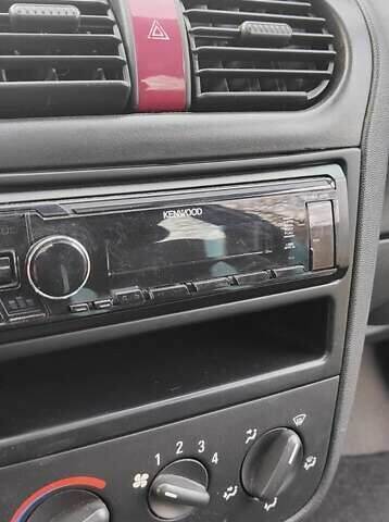 Синій Опель Корса, об'ємом двигуна 0.97 л та пробігом 180 тис. км за 3100 $, фото 21 на Automoto.ua