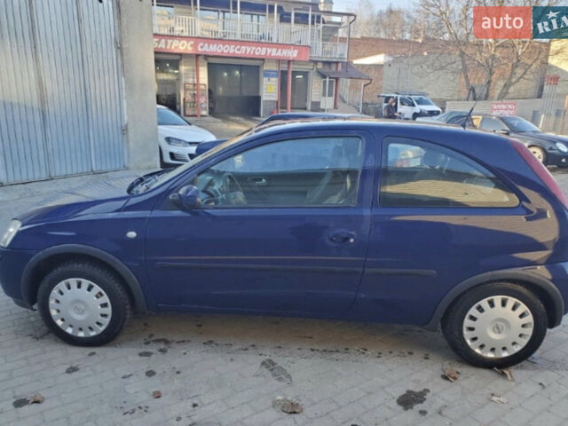 Синий Опель Корса, объемом двигателя 1 л и пробегом 188 тыс. км за 2950 $, фото 1 на Automoto.ua