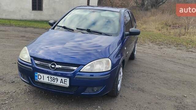 Синий Опель Корса, объемом двигателя 1 л и пробегом 274 тыс. км за 3000 $, фото 1 на Automoto.ua