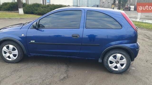 Синий Опель Корса, объемом двигателя 1 л и пробегом 274 тыс. км за 3000 $, фото 7 на Automoto.ua