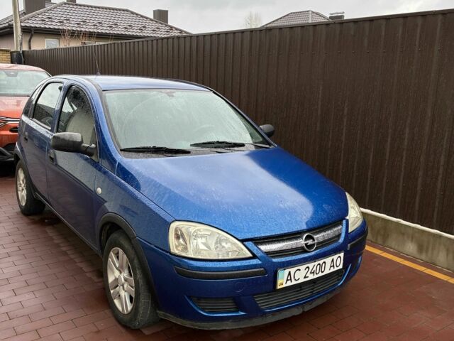 Синий Опель Корса, объемом двигателя 1.2 л и пробегом 255 тыс. км за 3600 $, фото 1 на Automoto.ua
