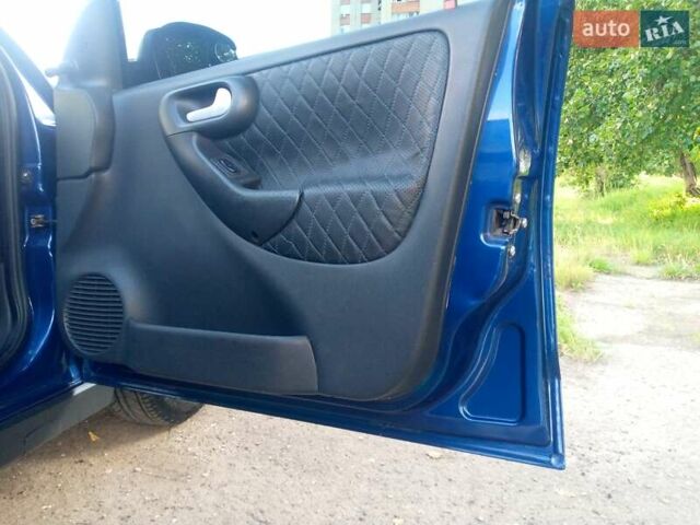 Синій Опель Корса, об'ємом двигуна 1 л та пробігом 321 тис. км за 3199 $, фото 10 на Automoto.ua