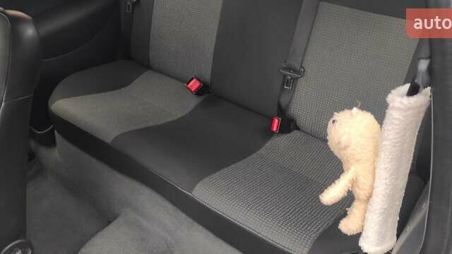 Синий Опель Корса, объемом двигателя 1 л и пробегом 274 тыс. км за 3000 $, фото 13 на Automoto.ua