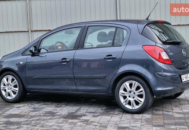 Синій Опель Корса, об'ємом двигуна 1.4 л та пробігом 163 тис. км за 6300 $, фото 9 на Automoto.ua