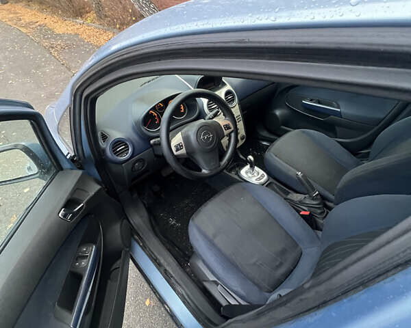 Синій Опель Корса, об'ємом двигуна 1.23 л та пробігом 247 тис. км за 4100 $, фото 8 на Automoto.ua