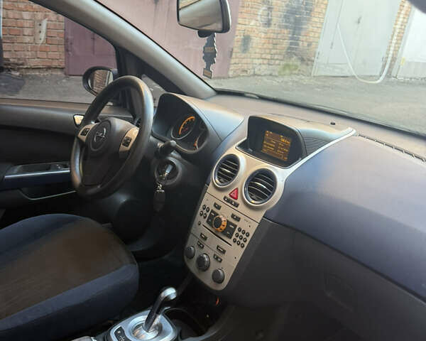 Синий Опель Корса, объемом двигателя 1.2 л и пробегом 167 тыс. км за 3850 $, фото 3 на Automoto.ua