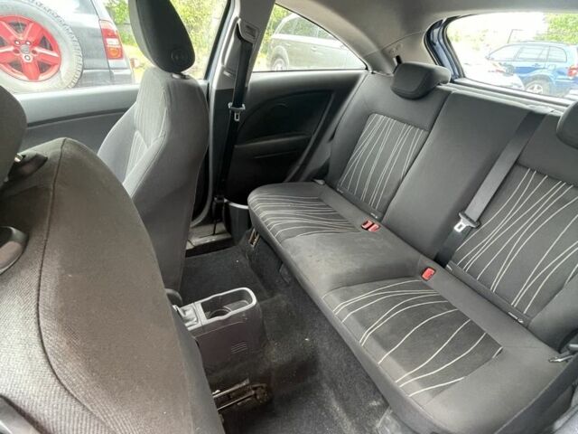 Синий Опель Корса, объемом двигателя 1.2 л и пробегом 187 тыс. км за 3450 $, фото 10 на Automoto.ua