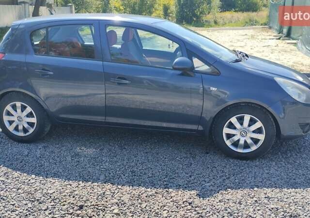 Синій Опель Корса, об'ємом двигуна 1.4 л та пробігом 260 тис. км за 4900 $, фото 2 на Automoto.ua