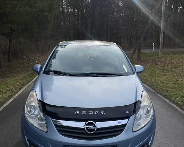 Синий Опель Корса, объемом двигателя 1.36 л и пробегом 192 тыс. км за 4600 $, фото 1 на Automoto.ua