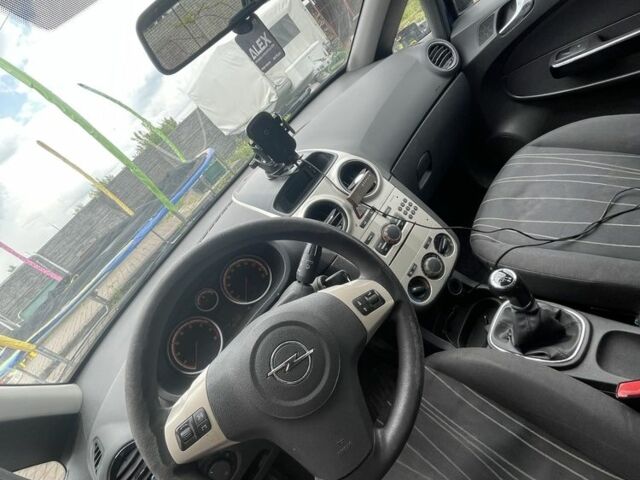 Синий Опель Корса, объемом двигателя 1.2 л и пробегом 187 тыс. км за 3450 $, фото 9 на Automoto.ua