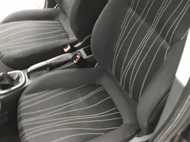 Синий Опель Корса, объемом двигателя 1.2 л и пробегом 225 тыс. км за 4500 $, фото 2 на Automoto.ua