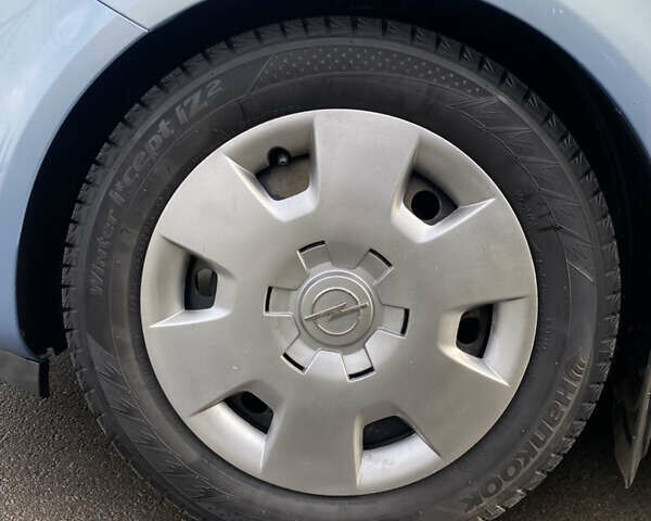 Синий Опель Корса, объемом двигателя 1.36 л и пробегом 192 тыс. км за 4600 $, фото 9 на Automoto.ua