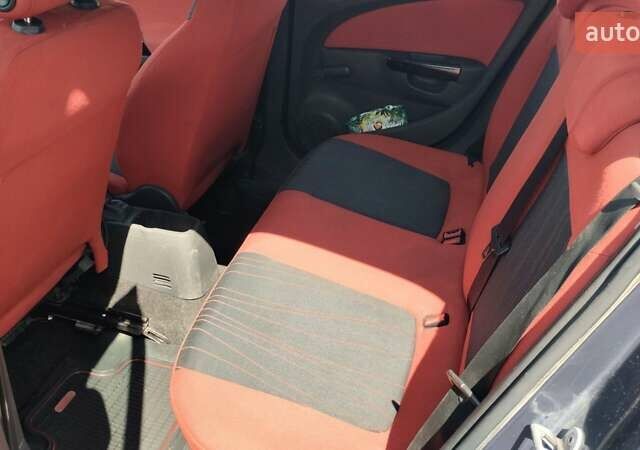 Синій Опель Корса, об'ємом двигуна 1.4 л та пробігом 260 тис. км за 4900 $, фото 12 на Automoto.ua