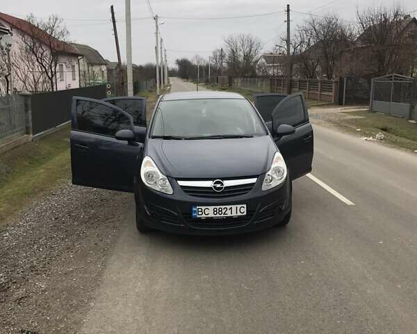 Синій Опель Корса, об'ємом двигуна 1.2 л та пробігом 218 тис. км за 4650 $, фото 5 на Automoto.ua