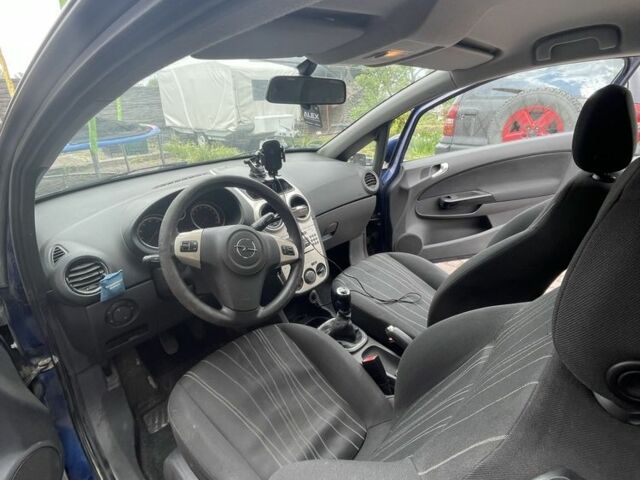 Синий Опель Корса, объемом двигателя 1.2 л и пробегом 187 тыс. км за 3450 $, фото 6 на Automoto.ua