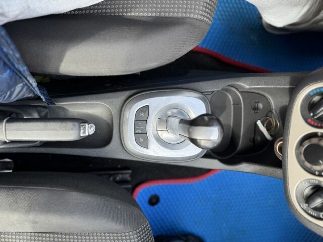 Опель Корса 2008 в Дрогобыче на Automoto.ua Синий Опель Корса, объемом двигателя 1.2 л и пробегом 193 тыс. км за 3600 $, фото 14 на Automoto.ua