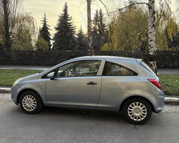 Синий Опель Корса, объемом двигателя 1.2 л и пробегом 226 тыс. км за 4300 $, фото 4 на Automoto.ua