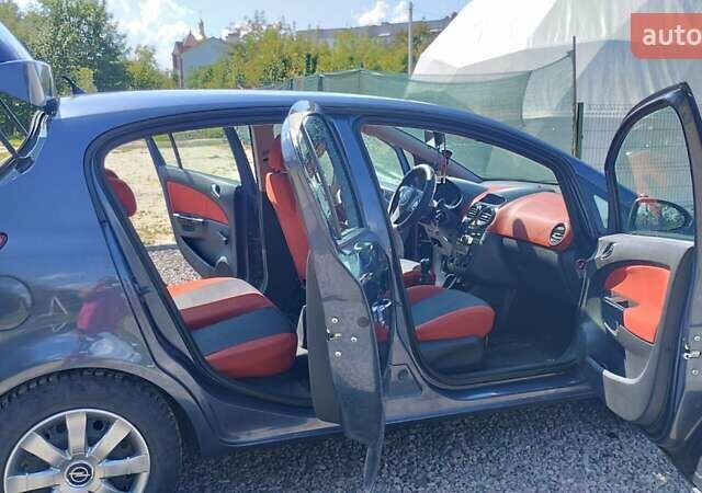 Синій Опель Корса, об'ємом двигуна 1.4 л та пробігом 260 тис. км за 4900 $, фото 5 на Automoto.ua