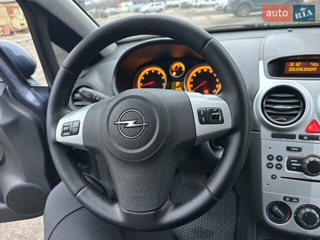 Синій Опель Корса, об'ємом двигуна 1.36 л та пробігом 245 тис. км за 5999 $, фото 42 на Automoto.ua
