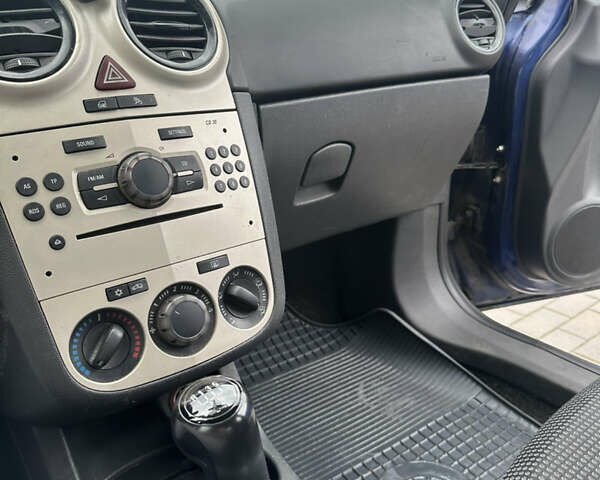 Опель Корса 2009 у Калуше на Automoto.ua Синій Опель Корса, об'ємом двигуна 1.23 л та пробігом 230 тис. км за 4200 $, фото 7 на Automoto.ua