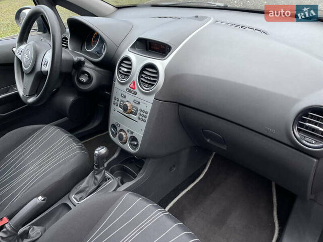 Синий Опель Корса, объемом двигателя 1.4 л и пробегом 192 тыс. км за 5650 $, фото 24 на Automoto.ua