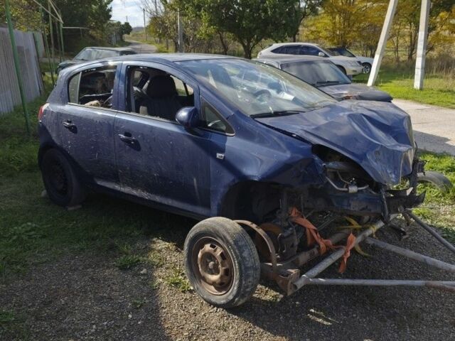 Синій Опель Корса, об'ємом двигуна 1 л та пробігом 143 тис. км за 500 $, фото 3 на Automoto.ua