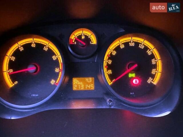 Синій Опель Корса, об'ємом двигуна 1 л та пробігом 213 тис. км за 4300 $, фото 3 на Automoto.ua