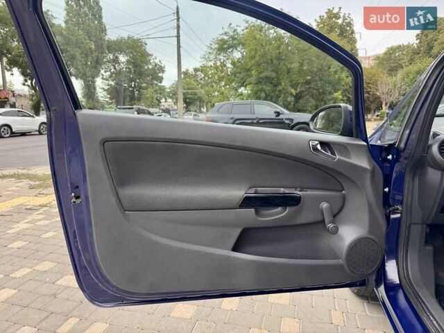 Синій Опель Корса, об'ємом двигуна 1 л та пробігом 215 тис. км за 3999 $, фото 26 на Automoto.ua