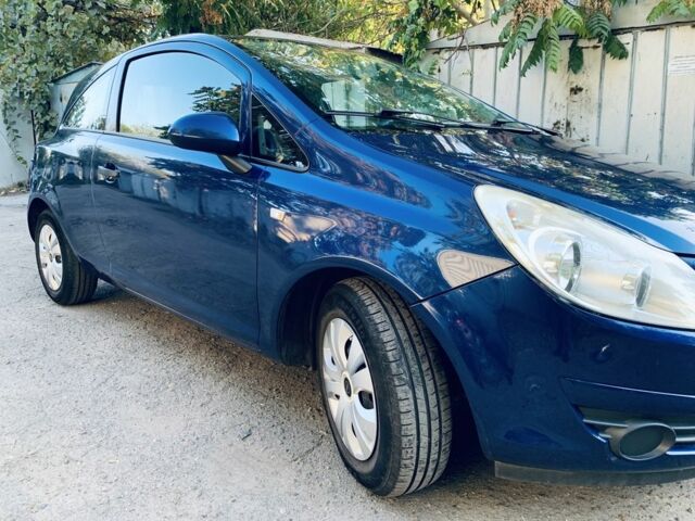 Синий Опель Корса, объемом двигателя 1 л и пробегом 207 тыс. км за 3600 $, фото 2 на Automoto.ua