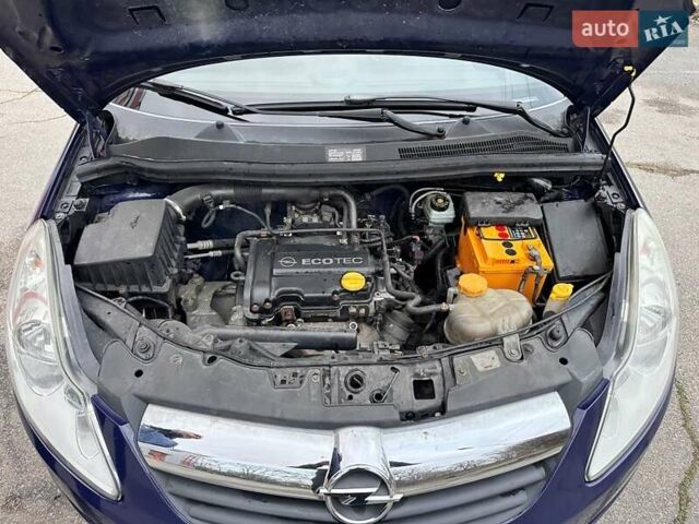 Синій Опель Корса, об'ємом двигуна 1 л та пробігом 213 тис. км за 4300 $, фото 7 на Automoto.ua
