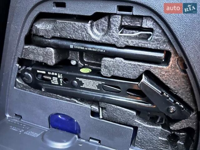 Синій Опель Корса, об'ємом двигуна 1 л та пробігом 213 тис. км за 4300 $, фото 29 на Automoto.ua