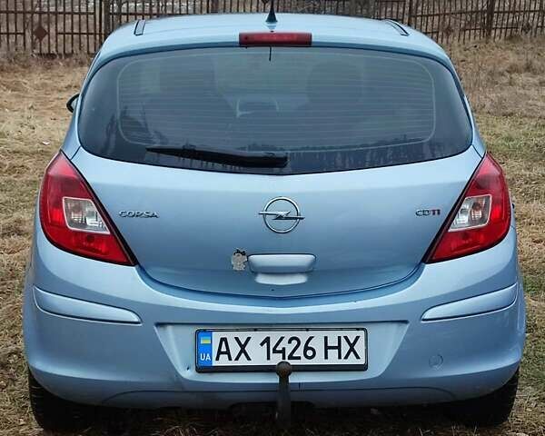 Синий Опель Корса, объемом двигателя 1.3 л и пробегом 167 тыс. км за 5200 $, фото 1 на Automoto.ua