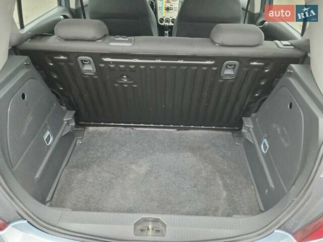 Синій Опель Корса, об'ємом двигуна 1.23 л та пробігом 349 тис. км за 4000 $, фото 6 на Automoto.ua