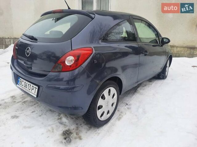 Синий Опель Корса, объемом двигателя 1.23 л и пробегом 192 тыс. км за 6000 $, фото 4 на Automoto.ua