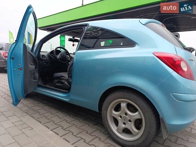 Синий Опель Корса, объемом двигателя 1.4 л и пробегом 225 тыс. км за 6350 $, фото 4 на Automoto.ua