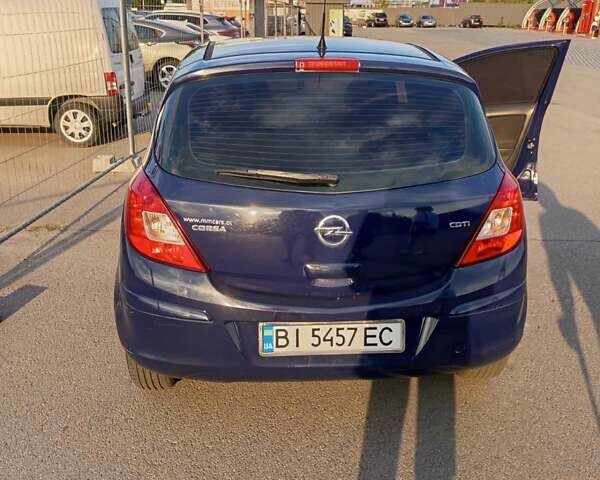 Синий Опель Корса, объемом двигателя 1.3 л и пробегом 247 тыс. км за 5000 $, фото 6 на Automoto.ua