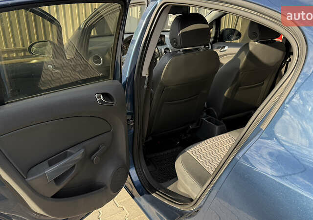 Синий Опель Корса, объемом двигателя 1.3 л и пробегом 180 тыс. км за 6300 $, фото 10 на Automoto.ua