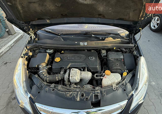 Синий Опель Корса, объемом двигателя 1.3 л и пробегом 180 тыс. км за 6300 $, фото 16 на Automoto.ua