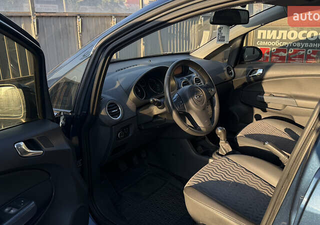 Синий Опель Корса, объемом двигателя 1.3 л и пробегом 180 тыс. км за 6300 $, фото 6 на Automoto.ua