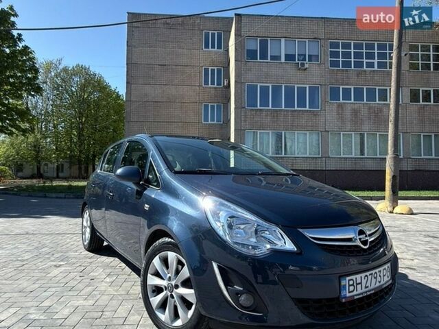 Синий Опель Корса, объемом двигателя 1.4 л и пробегом 209 тыс. км за 6000 $, фото 1 на Automoto.ua