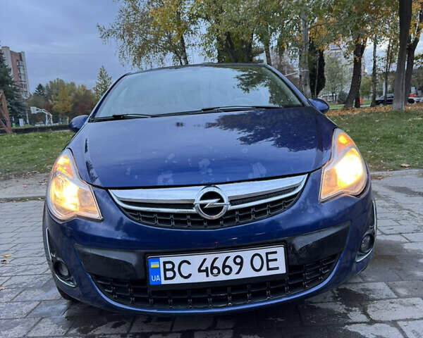 Опель Корса 2012 в Львове на Automoto.ua Синий Опель Корса, объемом двигателя 1.25 л и пробегом 240 тыс. км за 4350 $, фото 1 на Automoto.ua