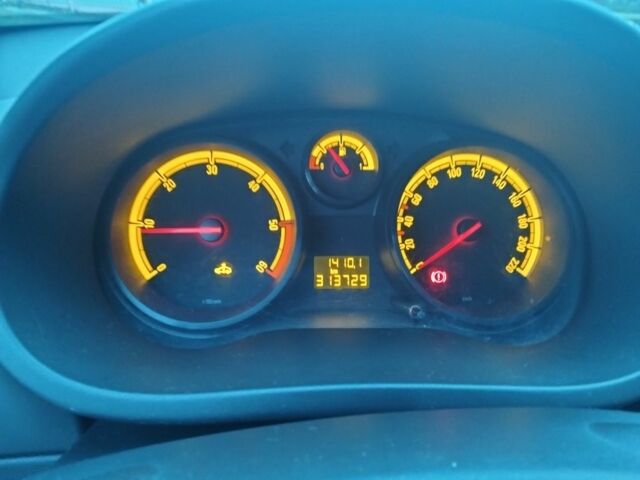 Синий Опель Корса, объемом двигателя 1.2 л и пробегом 1 тыс. км за 4600 $, фото 2 на Automoto.ua