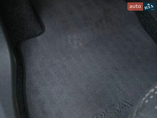 Синій Опель Корса, об'ємом двигуна 1.3 л та пробігом 187 тис. км за 5700 $, фото 14 на Automoto.ua