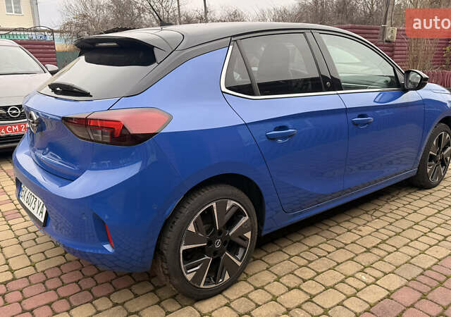 Синий Опель Корса, объемом двигателя 0 л и пробегом 120 тыс. км за 13000 $, фото 7 на Automoto.ua