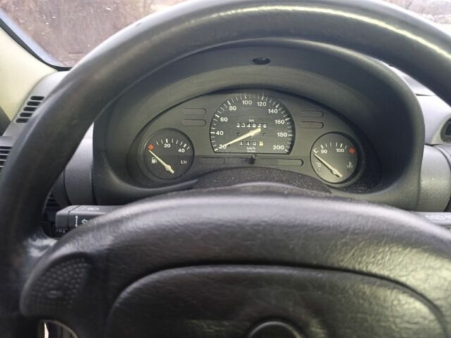 Синій Опель Корса, об'ємом двигуна 1.2 л та пробігом 200 тис. км за 1750 $, фото 1 на Automoto.ua