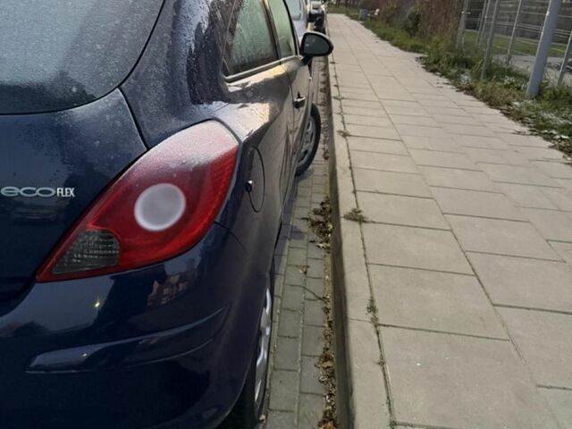 Синій Опель Корса, об'ємом двигуна 0 л та пробігом 250 тис. км за 2500 $, фото 4 на Automoto.ua